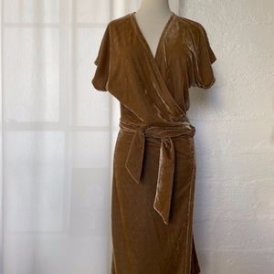 Kristinit Violaine velvet wrap dress